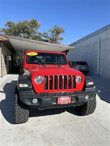 2021 Jeep Gladiator Sport Truck