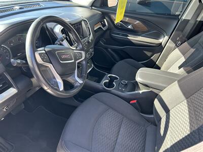 2018 GMC Terrain SLE   - Photo 2 - Lexington, NE 68850