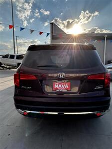 2017 Honda Pilot Elite   - Photo 4 - Lexington, NE 68850