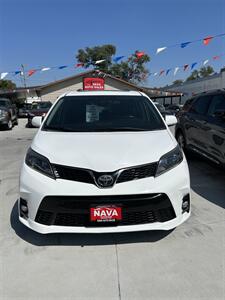 2019 Toyota Sienna SE Premium 7-Passenger   - Photo 2 - Lexington, NE 68850