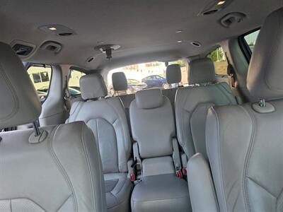 2021 Chrysler Pacifica Touring L - Photo 14 - Lexington, NE 68850