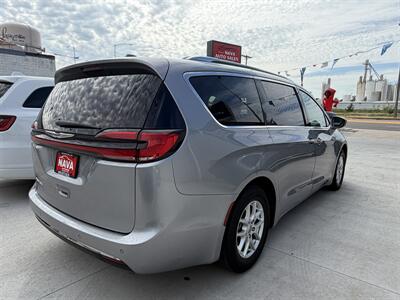 2021 Chrysler Pacifica Touring L - Photo 4 - Lexington, NE 68850