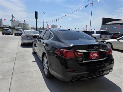 2017 INFINITI Q70 3.7   - Photo 3 - Lexington, NE 68850