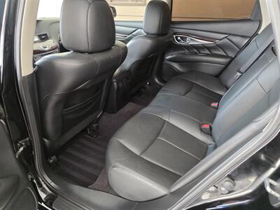 2017 INFINITI Q70 3.7   - Photo 4 - Lexington, NE 68850