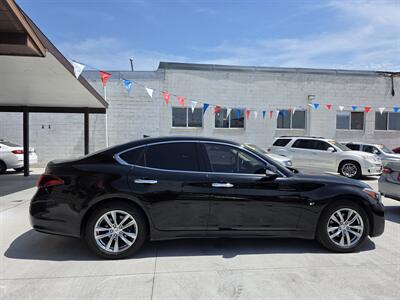 2017 INFINITI Q70 3.7   - Photo 2 - Lexington, NE 68850