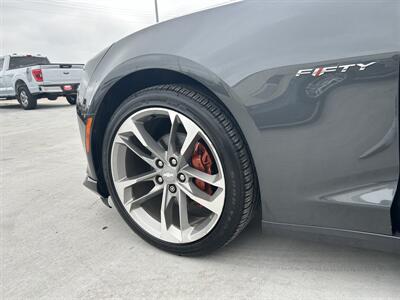 2017 Chevrolet Camaro LT   - Photo 9 - Lexington, NE 68850