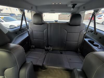 2015 GMC Yukon XL SLT - Photo 10 - Lexington, NE 68850