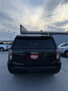 2015 GMC Yukon XL SLT - Photo 4 - Lexington, NE 68850