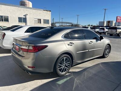 2018 Lexus ES 350   - Photo 6 - Lexington, NE 68850