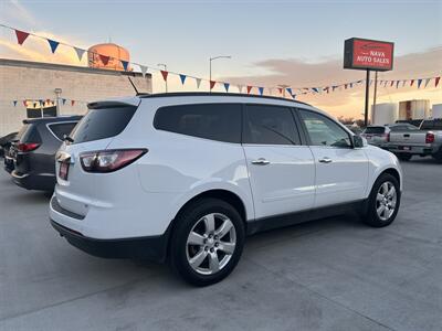 2017 Chevrolet Traverse LT   - Photo 3 - Lexington, NE 68850