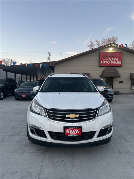 2017 Chevrolet Traverse LT   - Photo 1 - Lexington, NE 68850