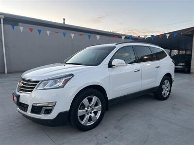 2017 Chevrolet Traverse LT   - Photo 2 - Lexington, NE 68850