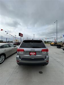 2014 Jeep Grand Cherokee Laredo   - Photo 4 - Lexington, NE 68850