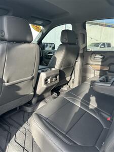 2019 Chevrolet Silverado 1500 LT Trail Boss - Photo 6 - Lexington, NE 68850