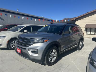 2024 Ford Explorer XLT   - Photo 2 - Lexington, NE 68850