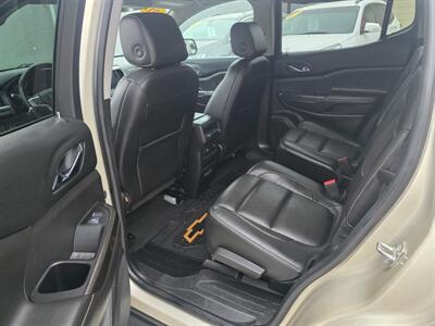 2017 GMC Acadia SLT-1   - Photo 8 - Lexington, NE 68850