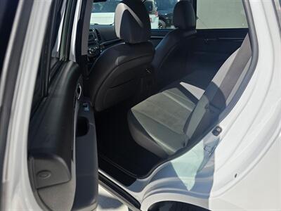 2011 Hyundai SANTA FE SE - Photo 6 - Lexington, NE 68850