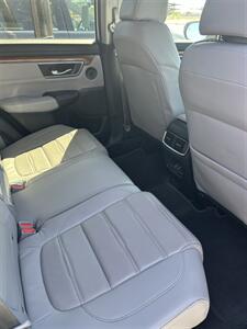 2017 Honda CR-V Touring   - Photo 6 - Lexington, NE 68850