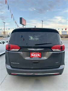 2020 Chrysler Pacifica Touring L   - Photo 6 - Lexington, NE 68850