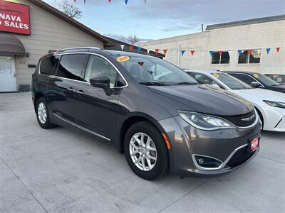 2020 Chrysler Pacifica Touring L   - Photo 1 - Lexington, NE 68850