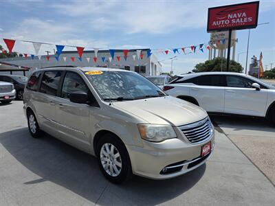 2014 Chrysler Town & Country Touring   - Photo 2 - Lexington, NE 68850