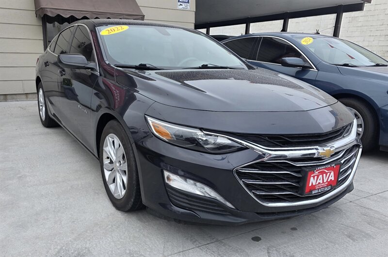 2022 Chevrolet Malibu LT   - Photo 1 - Lexington, NE 68850