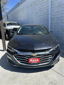 2022 Chevrolet Malibu LT - Photo 4 - Lexington, NE 68850