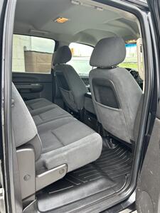 2009 Chevrolet Silverado 1500 LT   - Photo 4 - Lexington, NE 68850