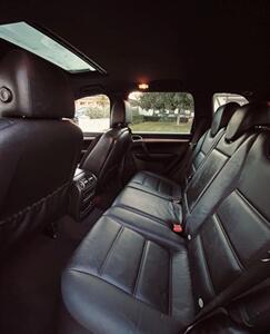 2008 Porsche Cayenne S   - Photo 13 - Arcadia, CA 91006