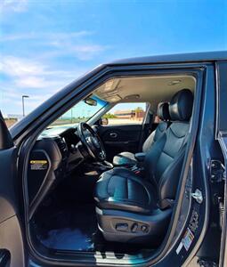 2016 Kia Soul !   - Photo 12 - Arcadia, CA 91006