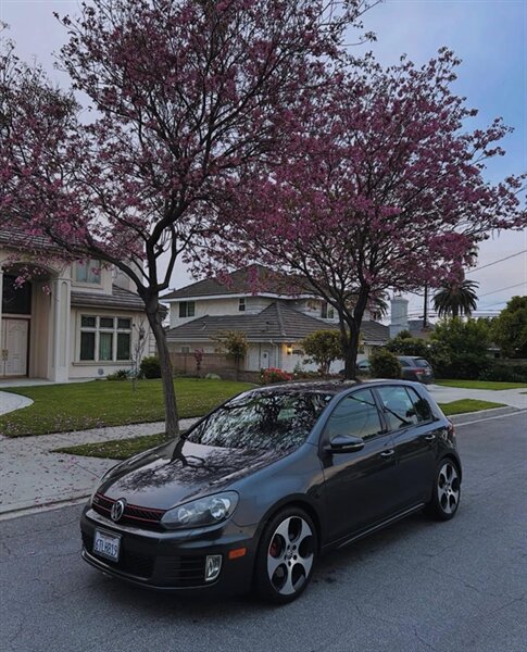 2012 Volkswagen GTI Base PZEV - Photo 1 - Arcadia, CA 91006
