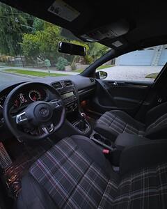 2012 Volkswagen GTI Base PZEV   - Photo 11 - Arcadia, CA 91006