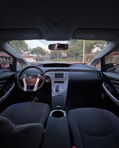 2013 Toyota Prius Two   - Photo 6 - Arcadia, CA 91006