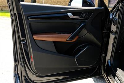 2019 Audi Q5 quattro Premium Plus 45 TFSI   - Photo 48 - Dallas, TX 75220