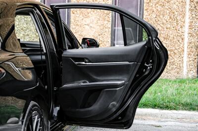 2022 Toyota Camry XSE   - Photo 35 - Dallas, TX 75220