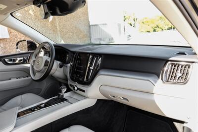 2020 Volvo XC60 T5 Momentum   - Photo 12 - Dallas, TX 75220