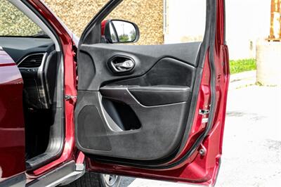 2021 Jeep Cherokee Limited   - Photo 41 - Dallas, TX 75220