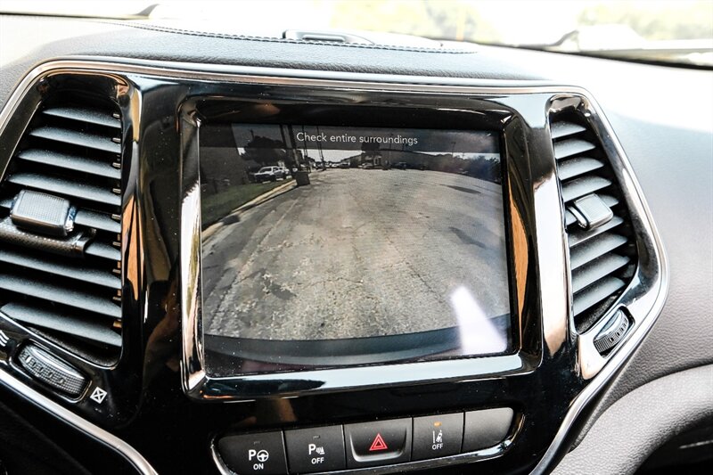 2021 Jeep Cherokee Limited Sport photo 8