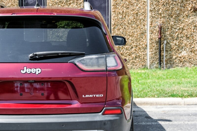 2021 Jeep Cherokee Limited Sport photo 28