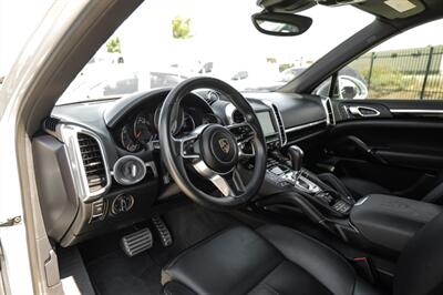 2016 Porsche Cayenne S   - Photo 3 - Dallas, TX 75220