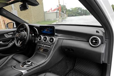2020 Mercedes-Benz C 300 4MATIC   - Photo 11 - Dallas, TX 75220