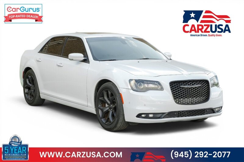 Bright White Clear Coat 2022 Chrysler 300 Sedan Rear-Wheel Drive 8-Speed Automatic