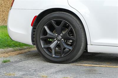 2022 Chrysler 300 Series S V6 - Photo 53 - Dallas, TX 75220