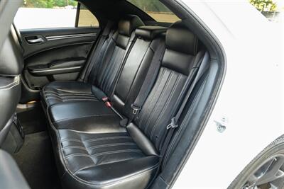 2022 Chrysler 300 Series S V6 - Photo 37 - Dallas, TX 75220