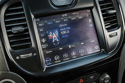 2022 Chrysler 300 Series S V6 - Photo 27 - Dallas, TX 75220