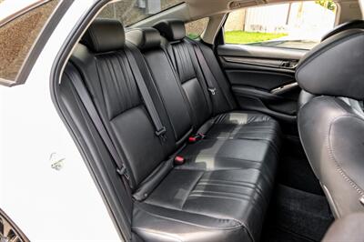 2018 Honda Accord Touring   - Photo 34 - Dallas, TX 75220