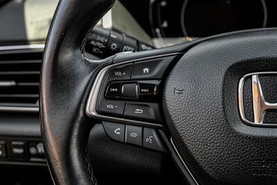 2018 Honda Accord Touring   - Photo 14 - Dallas, TX 75220