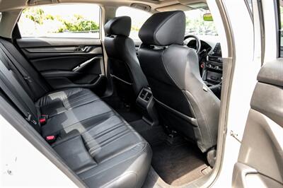 2018 Honda Accord Touring   - Photo 35 - Dallas, TX 75220