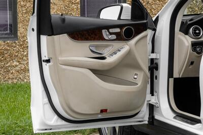 2018 Mercedes-Benz GLC GLC 300   - Photo 37 - Dallas, TX 75220