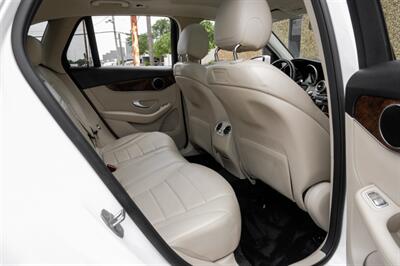 2018 Mercedes-Benz GLC GLC 300   - Photo 32 - Dallas, TX 75220